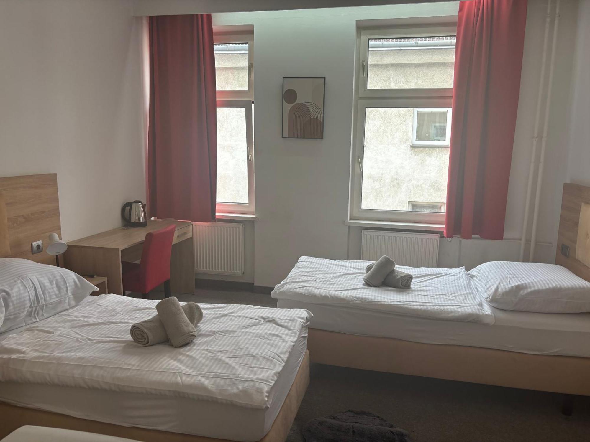 Hotel Default 1170 Vienna Esterno foto